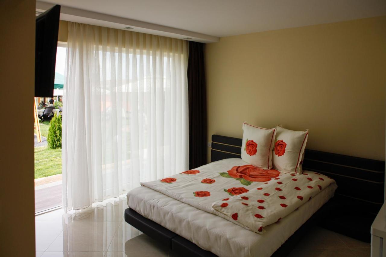 Zafo Hotel Sinemoretz Extérieur photo