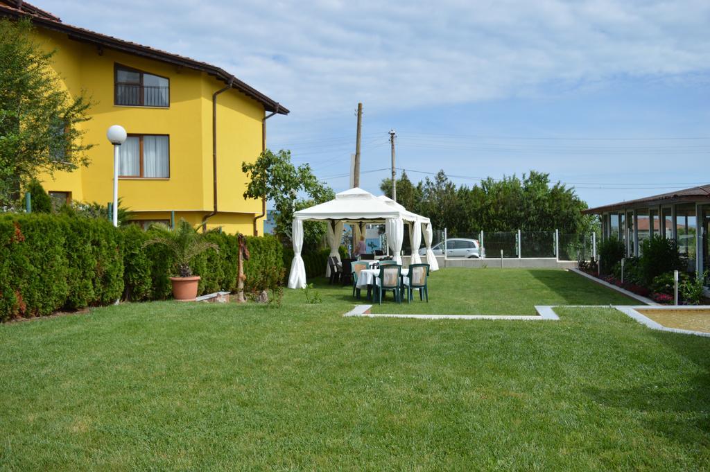 Zafo Hotel Sinemoretz Extérieur photo