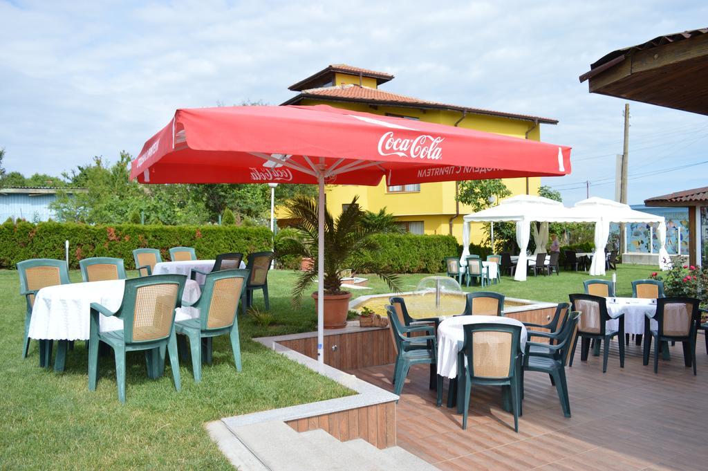 Zafo Hotel Sinemoretz Extérieur photo